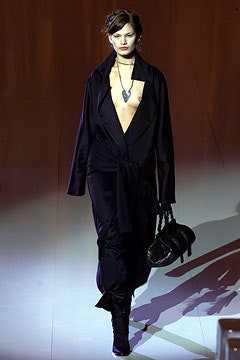 Emanuel Ungaro fashion show for Autumn/Winter 2002