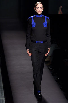 Viktor & Rolf fashion show for Autumn/Winter 2002