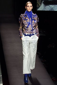 Viktor & Rolf fashion show for Autumn/Winter 2002