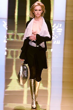 Valentino fashion show for Autumn/Winter 2002