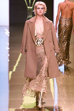 Valentino fashion show for Autumn/Winter 2002