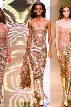 Valentino fashion show for Autumn/Winter 2002