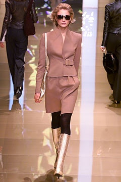 Valentino fashion show for Autumn/Winter 2002