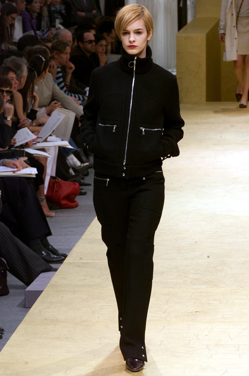 Louis Vuitton fashion show for Autumn/Winter 2002