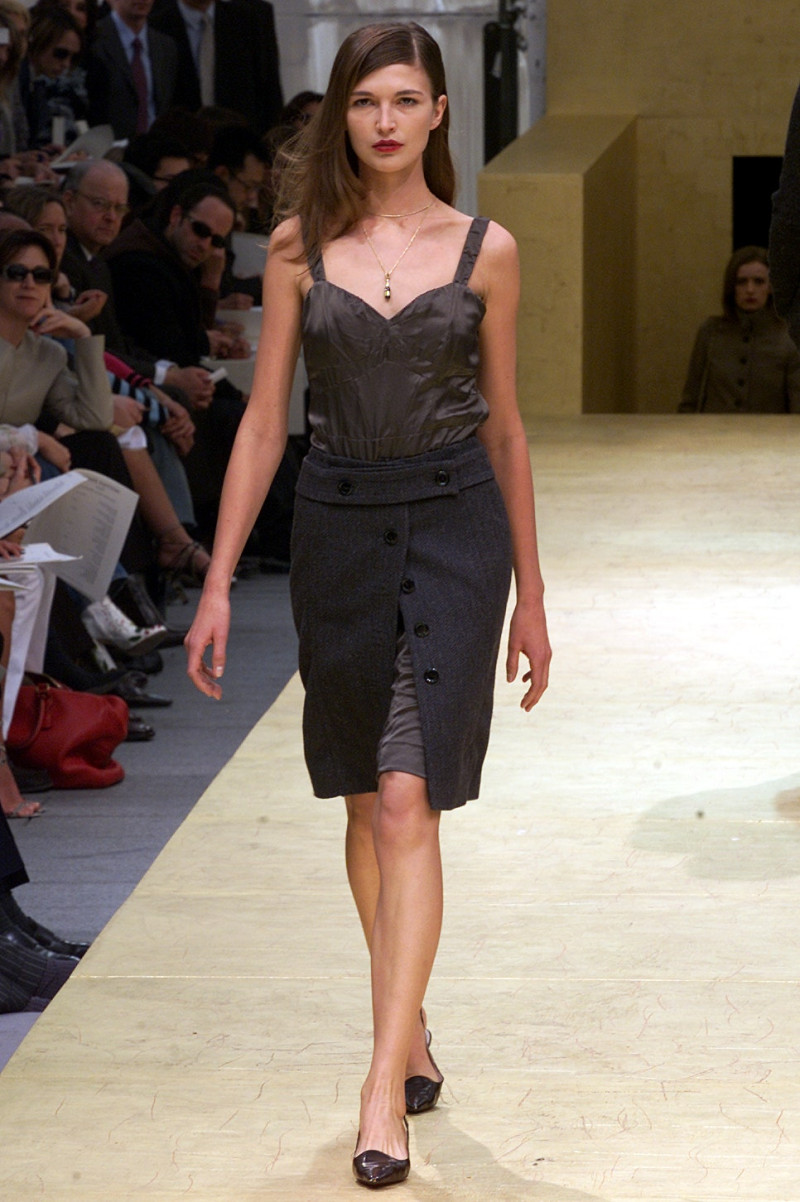 Louis Vuitton fashion show for Autumn/Winter 2002