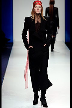 Lagerfeld Gallery fashion show for Autumn/Winter 2002