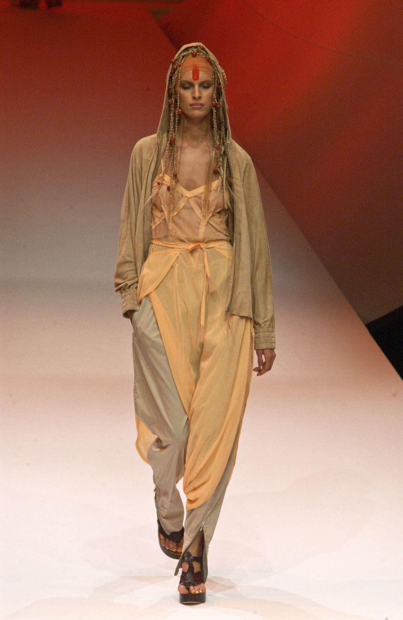 Karolina Kurkova featured in  the Jean-Paul Gaultier fashion show for Autumn/Winter 2002