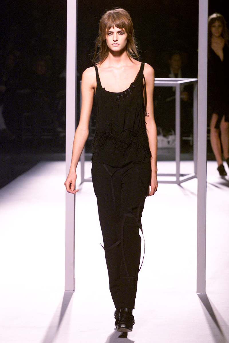 Hussein Chalayan fashion show for Autumn/Winter 2002