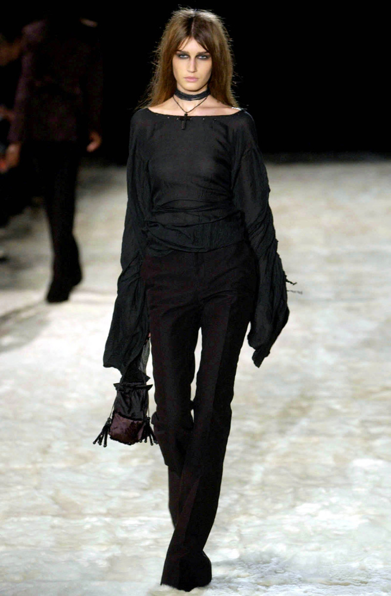 Gucci fashion show for Autumn/Winter 2002