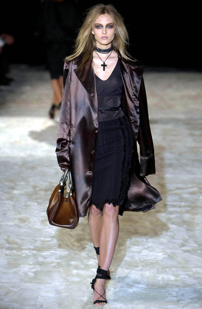 Gucci fashion show for Autumn/Winter 2002