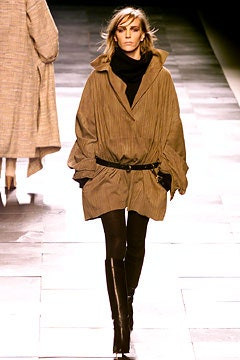 Givenchy fashion show for Autumn/Winter 2002