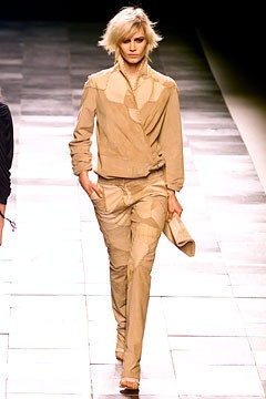 Givenchy fashion show for Autumn/Winter 2002