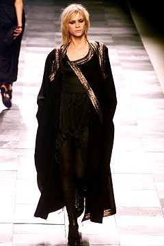Givenchy fashion show for Autumn/Winter 2002