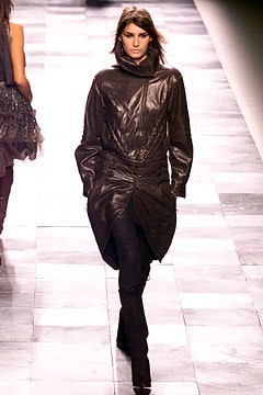 Givenchy fashion show for Autumn/Winter 2002