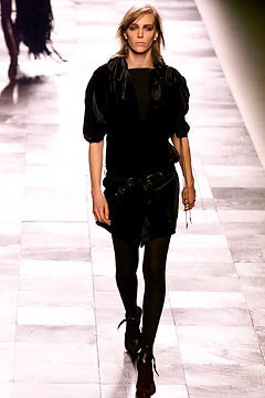 Givenchy fashion show for Autumn/Winter 2002