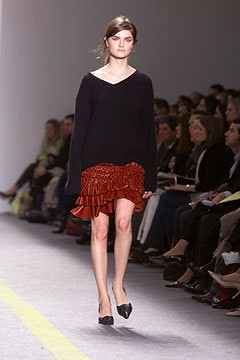 DKNY fashion show for Autumn/Winter 2002