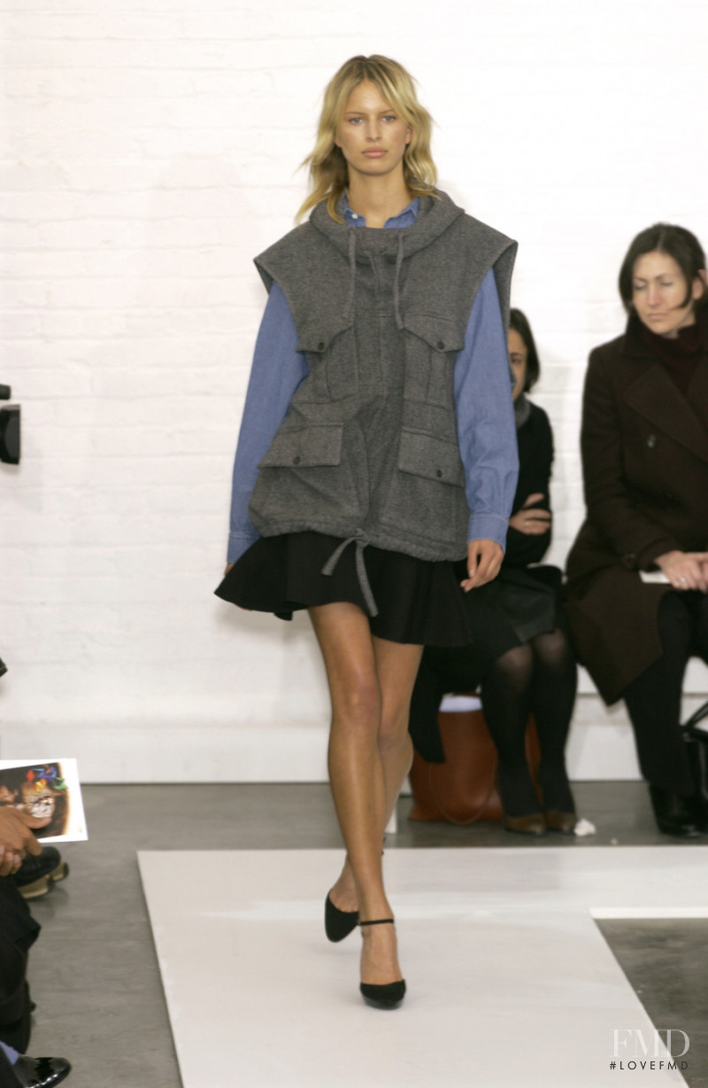 Karolina Kurkova featured in  the Balenciaga fashion show for Autumn/Winter 2002