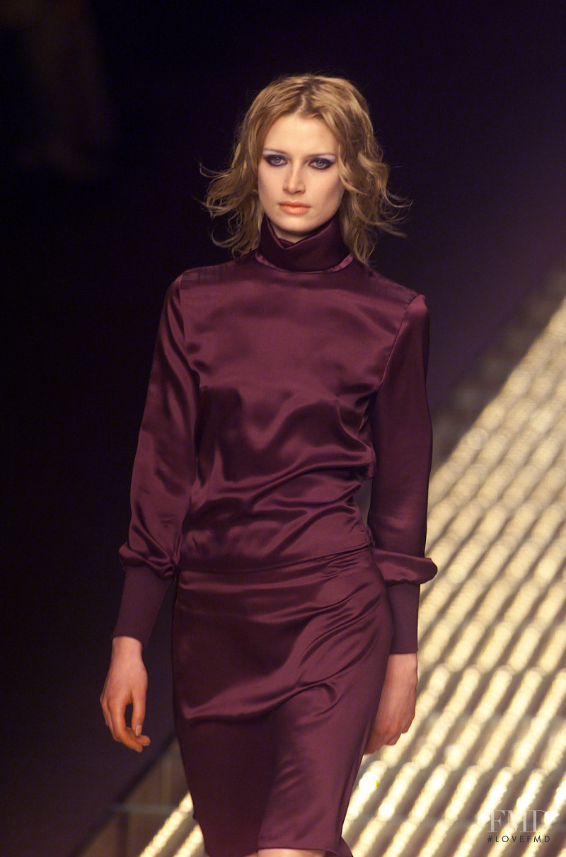 Versus fashion show for Autumn/Winter 2001