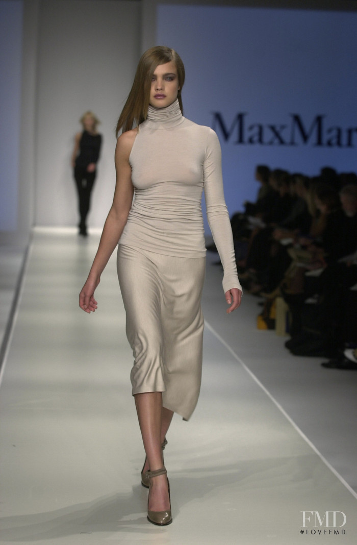 Natalia Vodianova featured in  the Max Mara fashion show for Autumn/Winter 2001