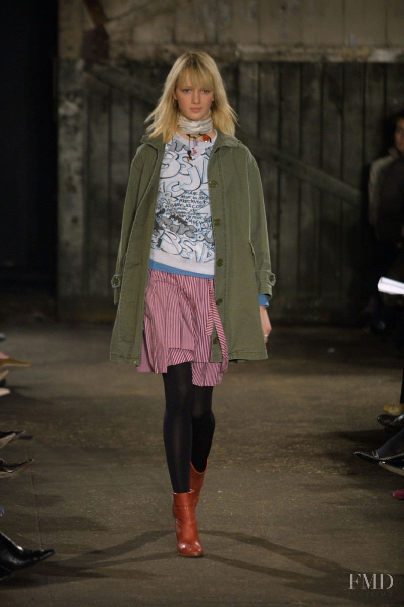 Marc by Marc Jacobs fashion show for Autumn/Winter 2001