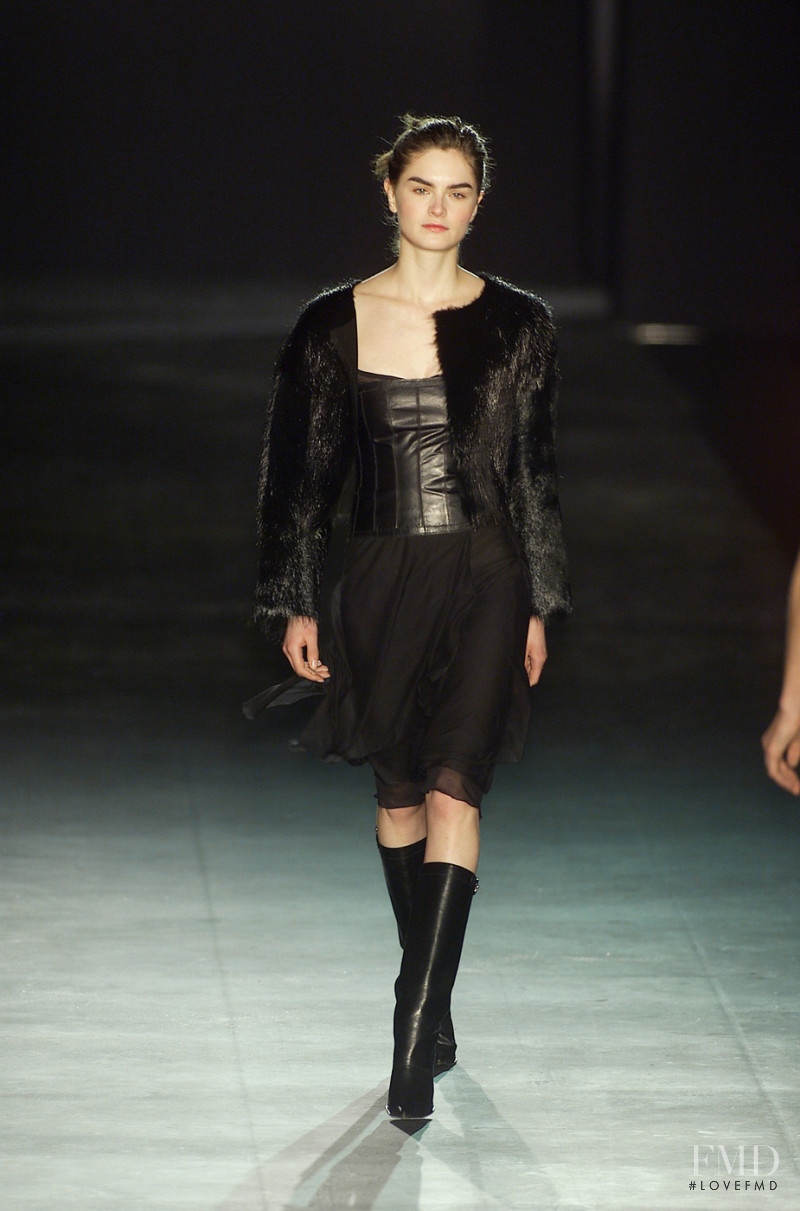 Loewe fashion show for Autumn/Winter 2001