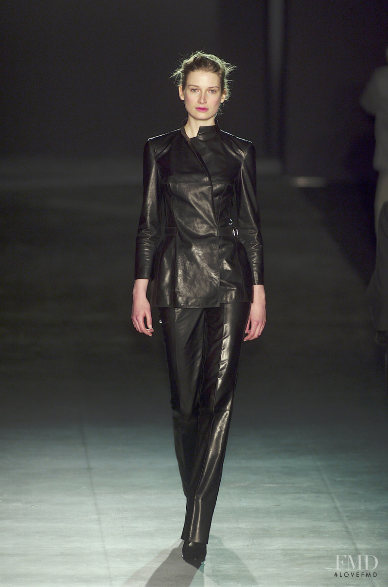 Loewe fashion show for Autumn/Winter 2001