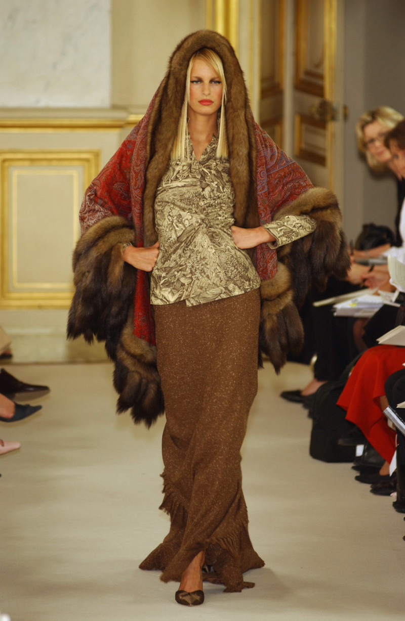 Karolina Kurkova featured in  the Balmain fashion show for Autumn/Winter 2001