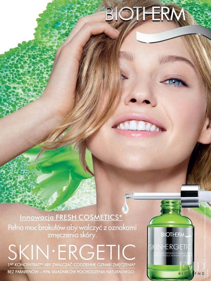 Sasha Pivovarova featured in  the Biotherm skin Ergetic advertisement for Spring/Summer 2011