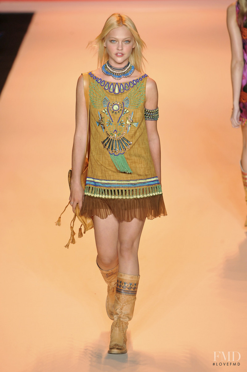 Sasha Pivovarova featured in  the Anna Sui fashion show for Spring/Summer 2009
