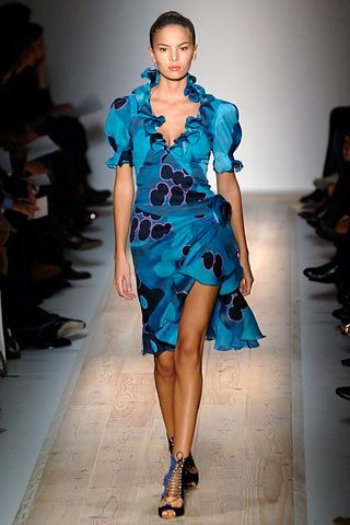 Emanuel Ungaro fashion show for Spring/Summer 2006