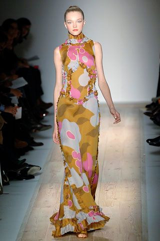 Emanuel Ungaro fashion show for Spring/Summer 2006