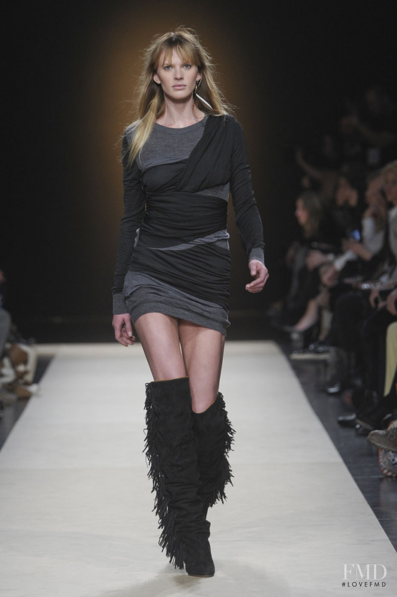 Anne Vyalitsyna featured in  the Isabel Marant fashion show for Autumn/Winter 2011