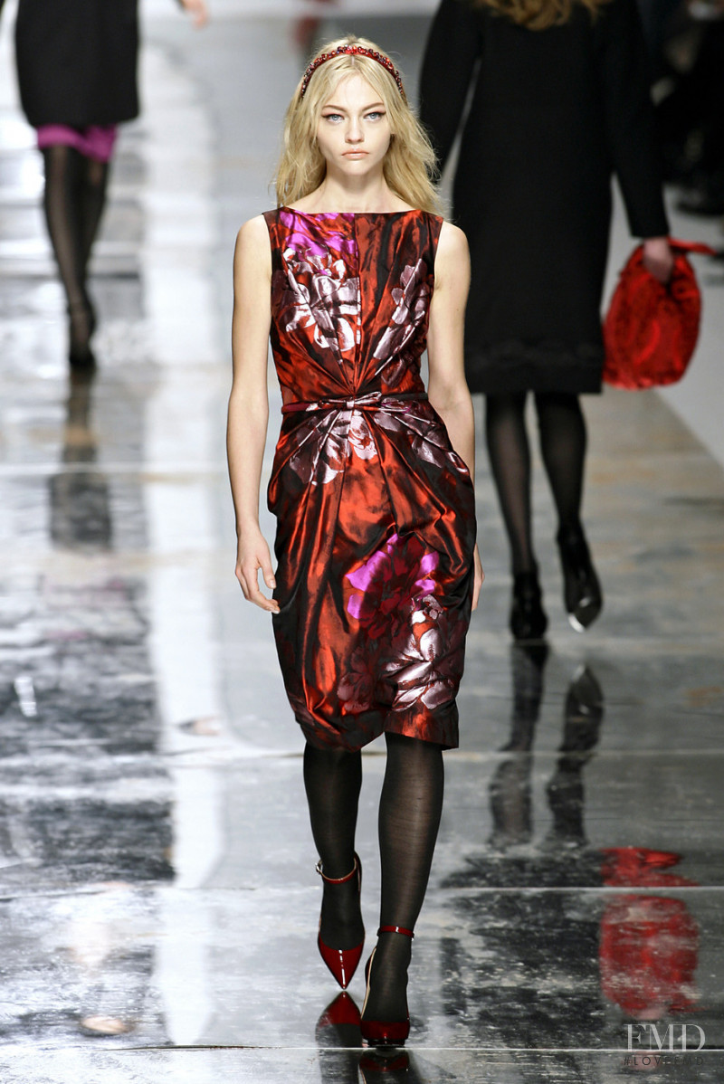 Sasha Pivovarova featured in  the Blumarine fashion show for Autumn/Winter 2007