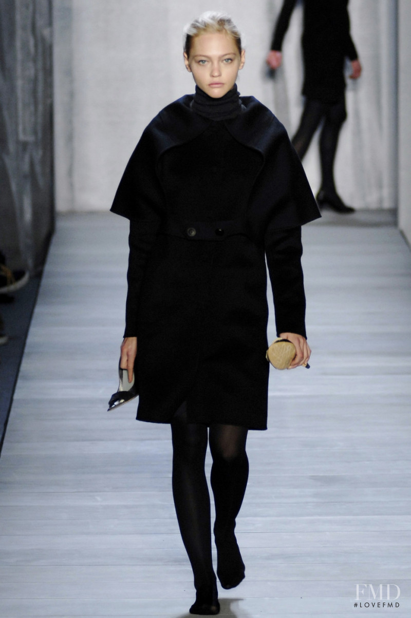 Sasha Pivovarova featured in  the Ports 1961 fashion show for Autumn/Winter 2007