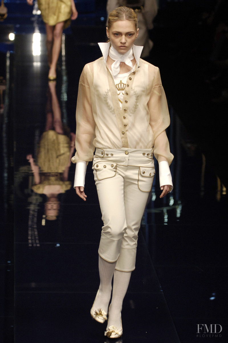 Sasha Pivovarova featured in  the Dolce & Gabbana fashion show for Autumn/Winter 2006