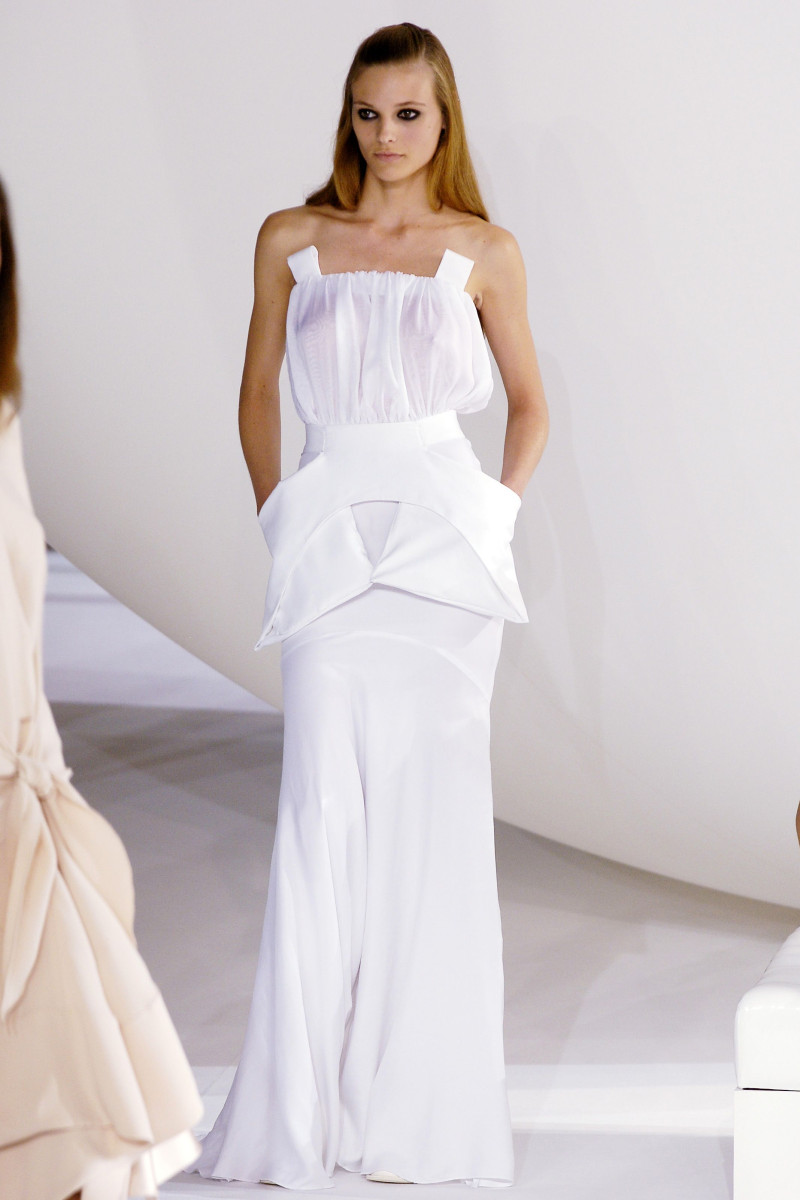 Givenchy fashion show for Spring/Summer 2006