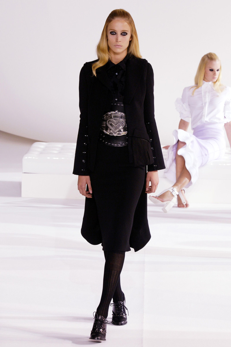 Givenchy fashion show for Spring/Summer 2006