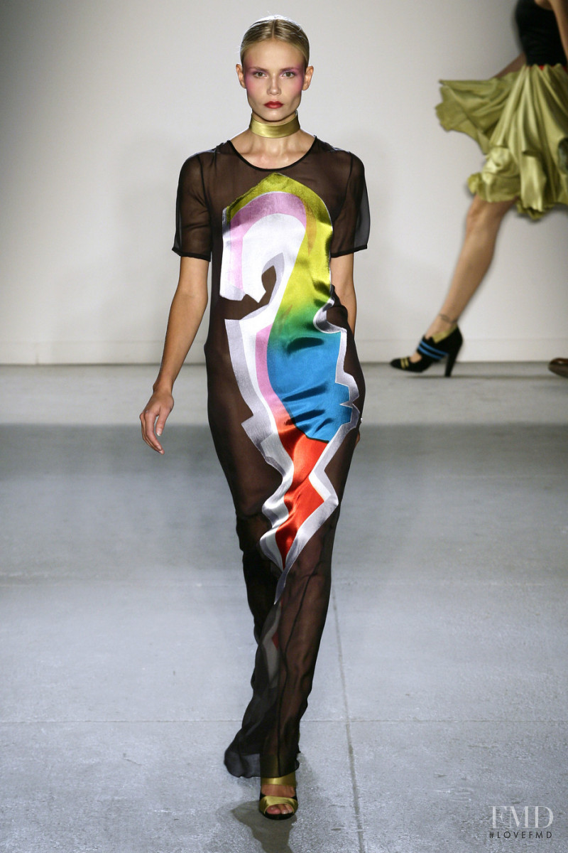 Natasha Poly featured in  the Jonathan Saunders fashion show for Spring/Summer 2009