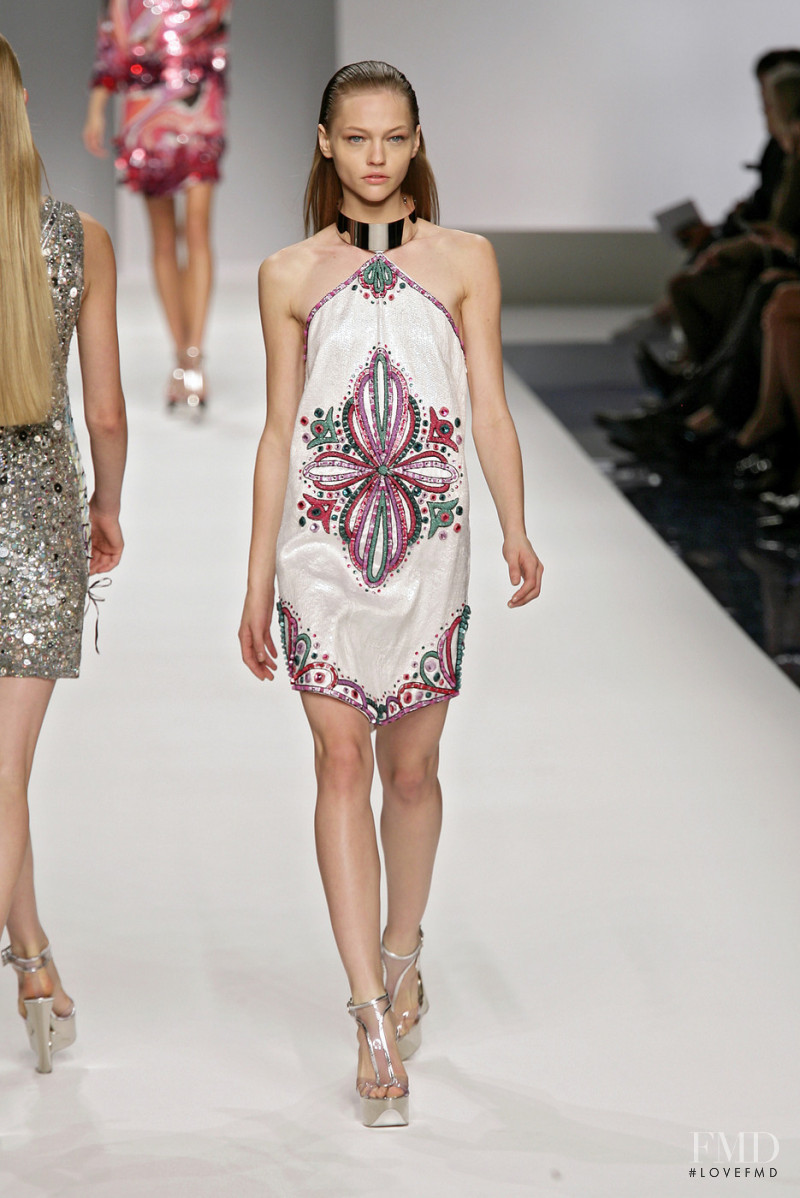 Sasha Pivovarova featured in  the Pucci fashion show for Spring/Summer 2007
