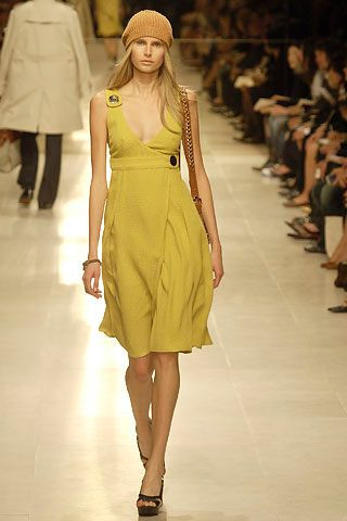 Burberry Prorsum fashion show for Spring/Summer 2006