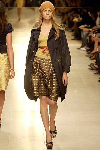 Burberry Prorsum fashion show for Spring/Summer 2006