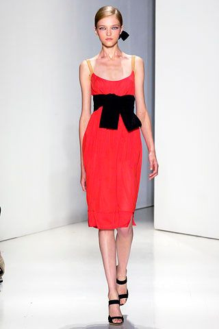 Donna Karan New York fashion show for Spring/Summer 2006