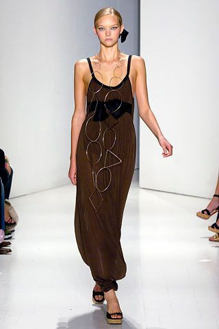 Donna Karan New York fashion show for Spring/Summer 2006