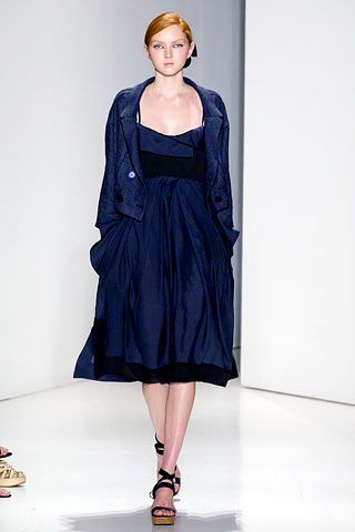 Donna Karan New York fashion show for Spring/Summer 2006