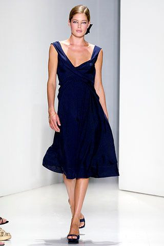 Donna Karan New York fashion show for Spring/Summer 2006