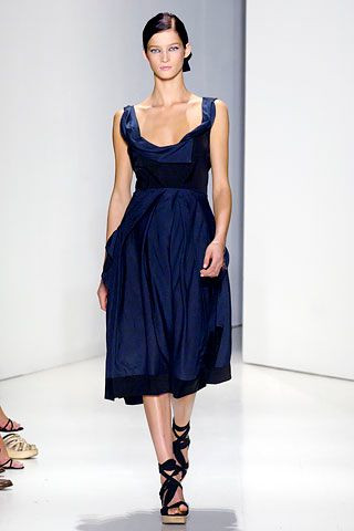 Donna Karan New York fashion show for Spring/Summer 2006