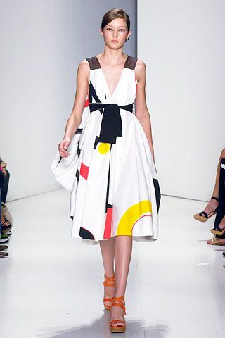 Donna Karan New York fashion show for Spring/Summer 2006