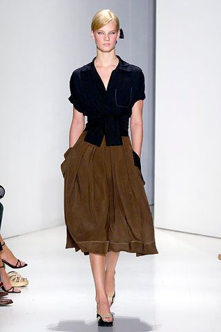 Donna Karan New York fashion show for Spring/Summer 2006