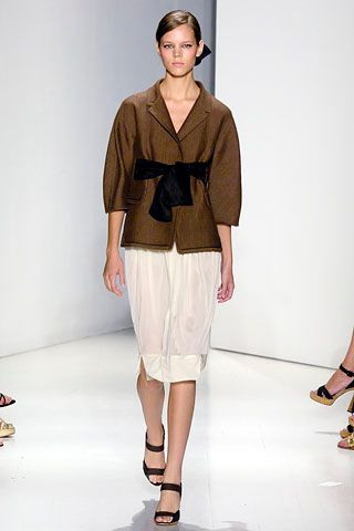 Donna Karan New York fashion show for Spring/Summer 2006