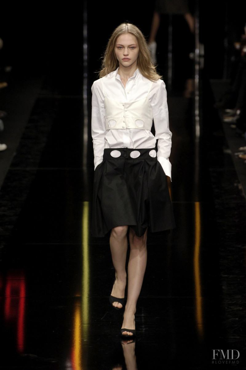 Sasha Pivovarova featured in  the Lagerfeld Gallery fashion show for Spring/Summer 2006
